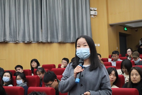 员工提问2.JPG